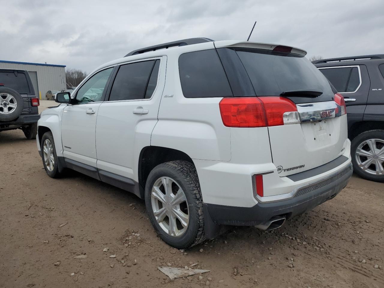 Obraz 2 z 2017 GMC TERRAIN SLE 2017 z VIN 2GKFLTEK9H6350201