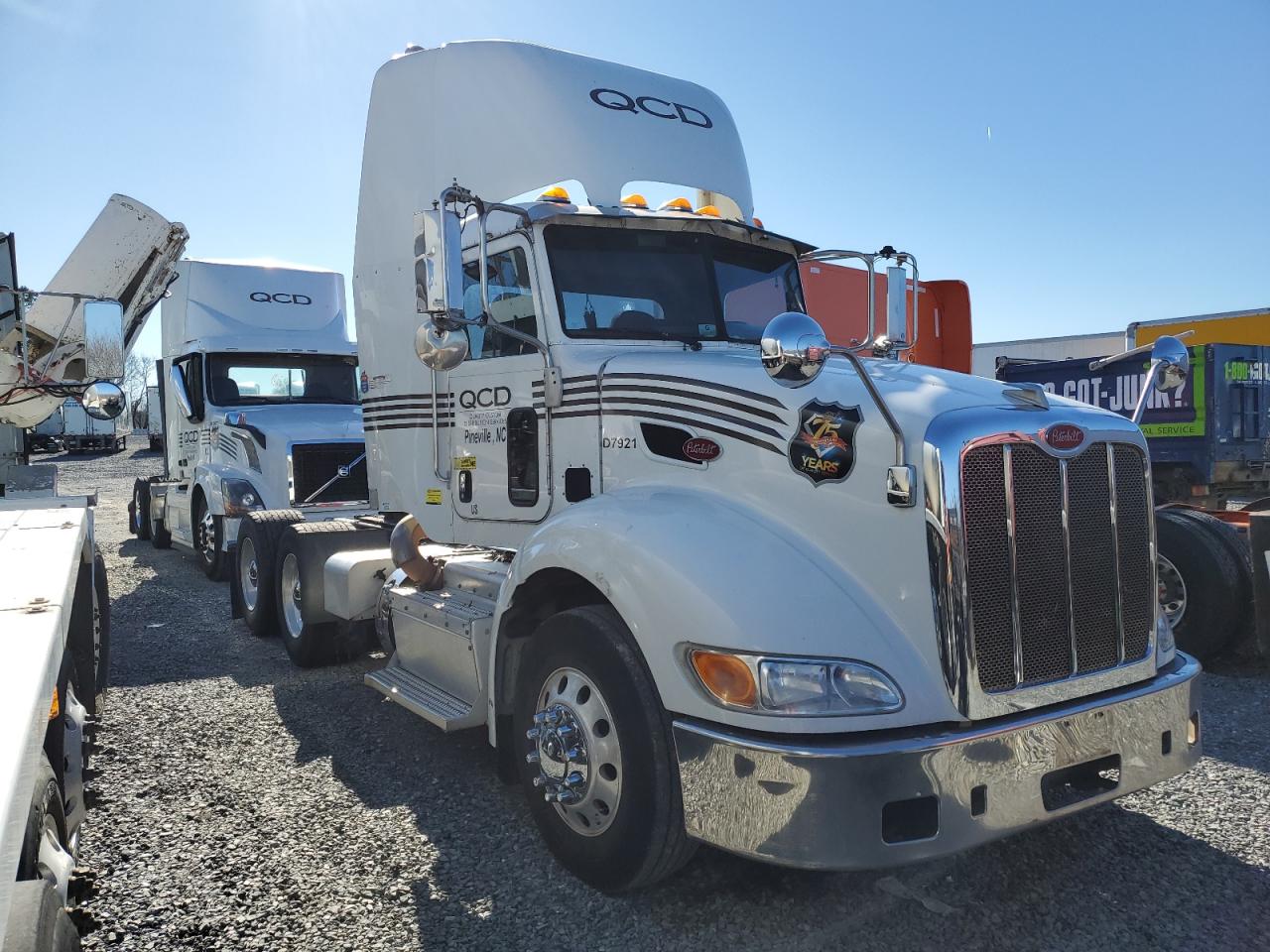2014 PETERBILT 386  2014 image