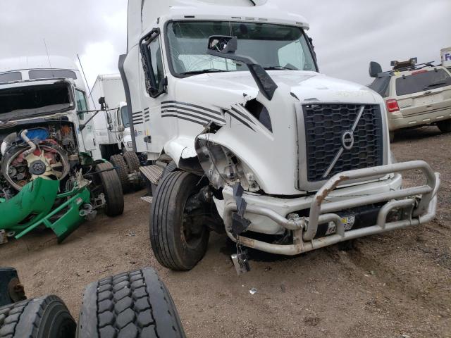 Изображение 1 2019 VOLVO VNR  2019 с VIN 4V4WC9EH2KN244232
