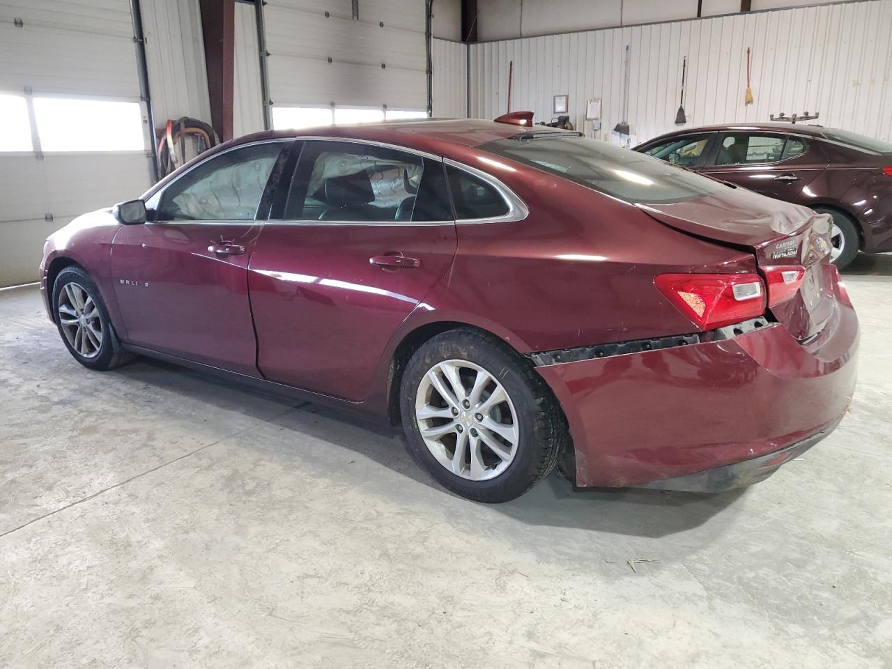 Изображение 2 2016 CHEVROLET MALIBU LT 2016 с VIN 1G1ZE5ST0GF280354