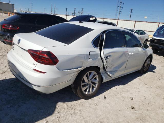 Image 3 of 2018 VOLKSWAGEN PASSAT SE 2018 with VIN 1VWBA7A37JC017530
