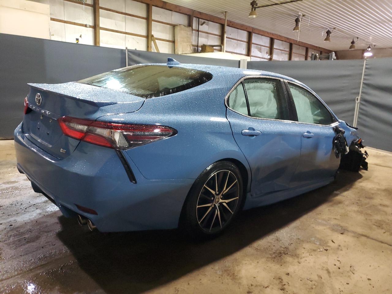 Изображение 3 2024 TOYOTA CAMRY SE NIGHT SHADE 2024 с VIN 4T1G11AK1RU203935