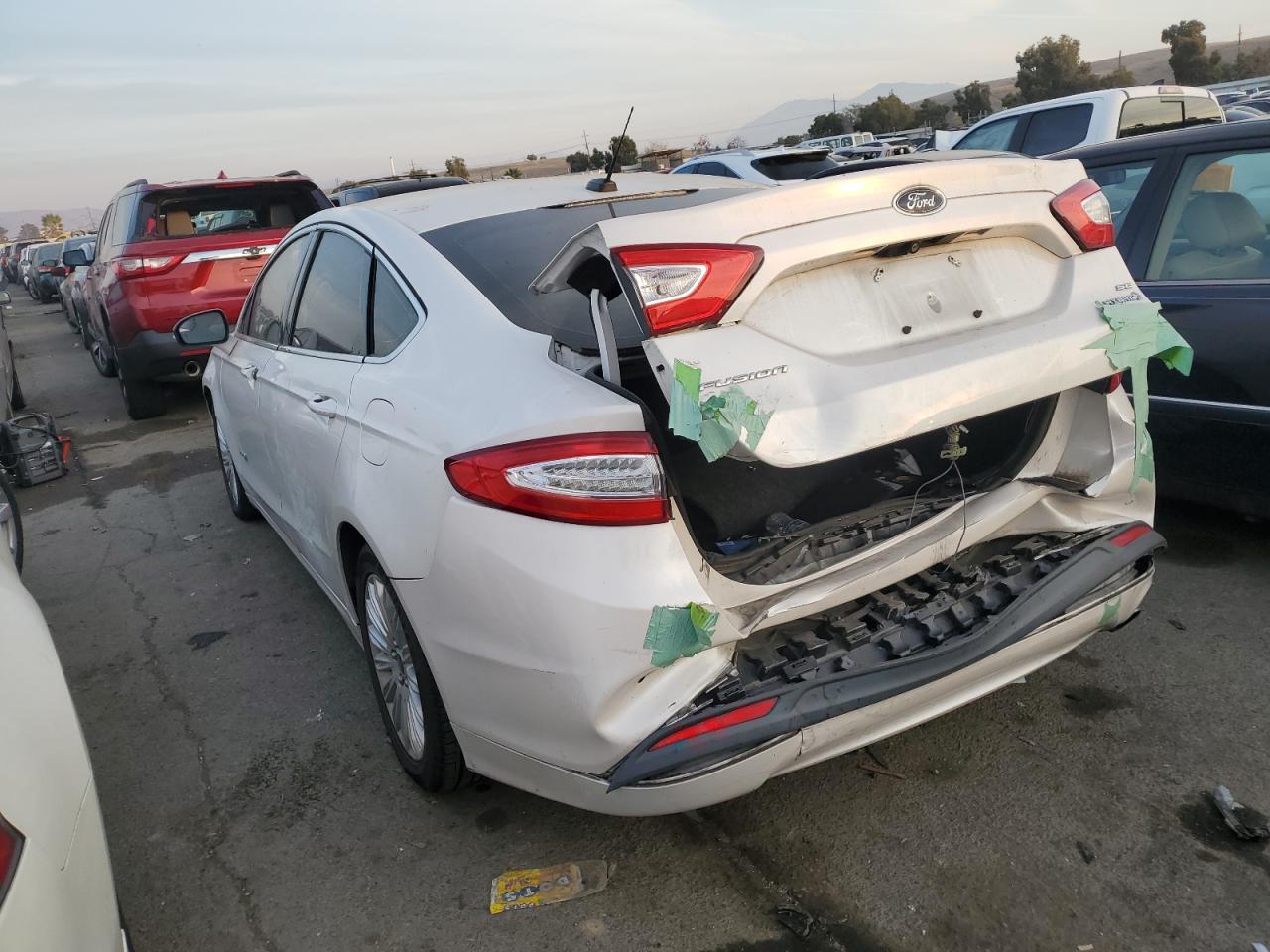 Изображение 2 2016 FORD FUSION SE HYBRID 2016 с VIN 3FA6P0LU8GR203898
