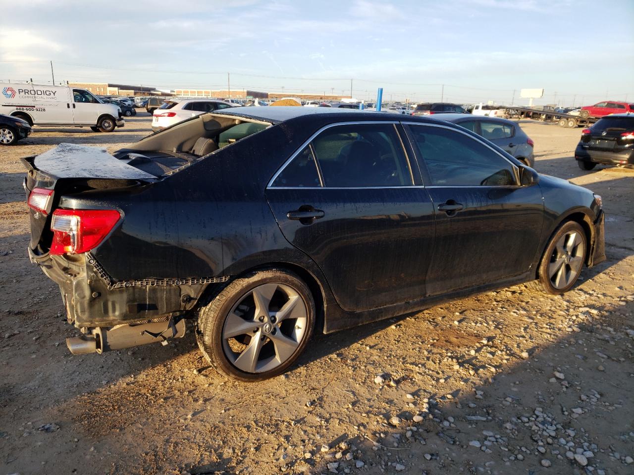 Image 3 of 2014 TOYOTA CAMRY L 2014 with VIN 4T1BF1FK5EU808765