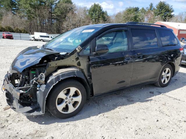 2014 TOYOTA SIENNA LE 2014 image