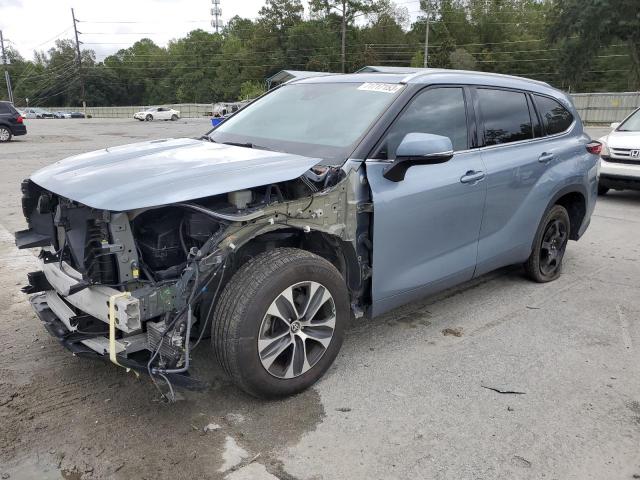 Image 1 of 2022 TOYOTA HIGHLANDER XLE 2022 with VIN 5TDGZRAH1NS117569