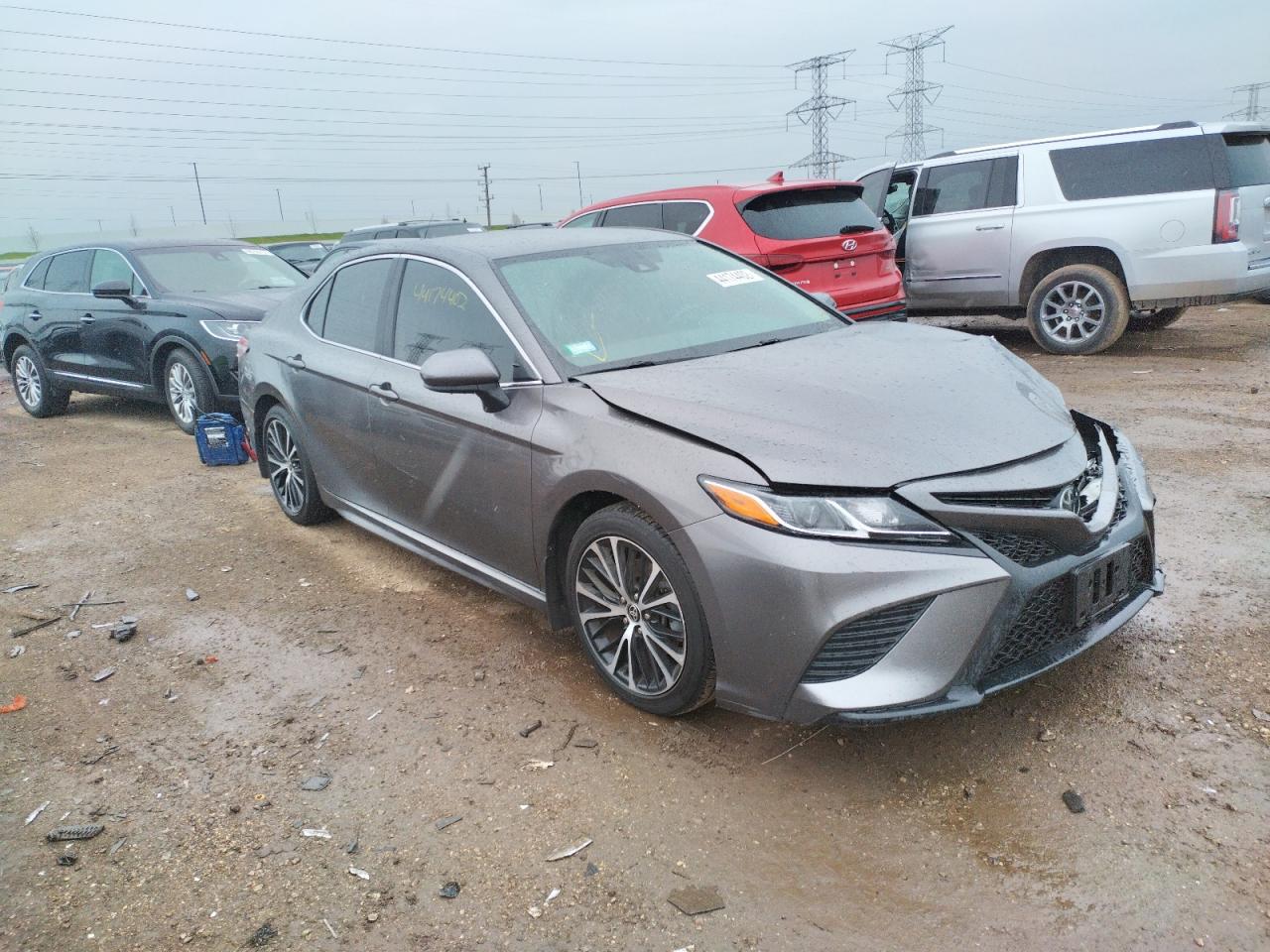 Obraz 1 z 2020 TOYOTA CAMRY SE 2020 z VIN 4T1G11AK5LU999452