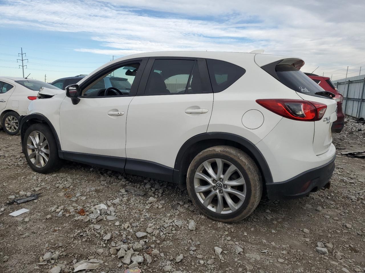Obraz 2 z 2015 MAZDA CX-5 GT 2015 z VIN JM3KE4DY1F0470913