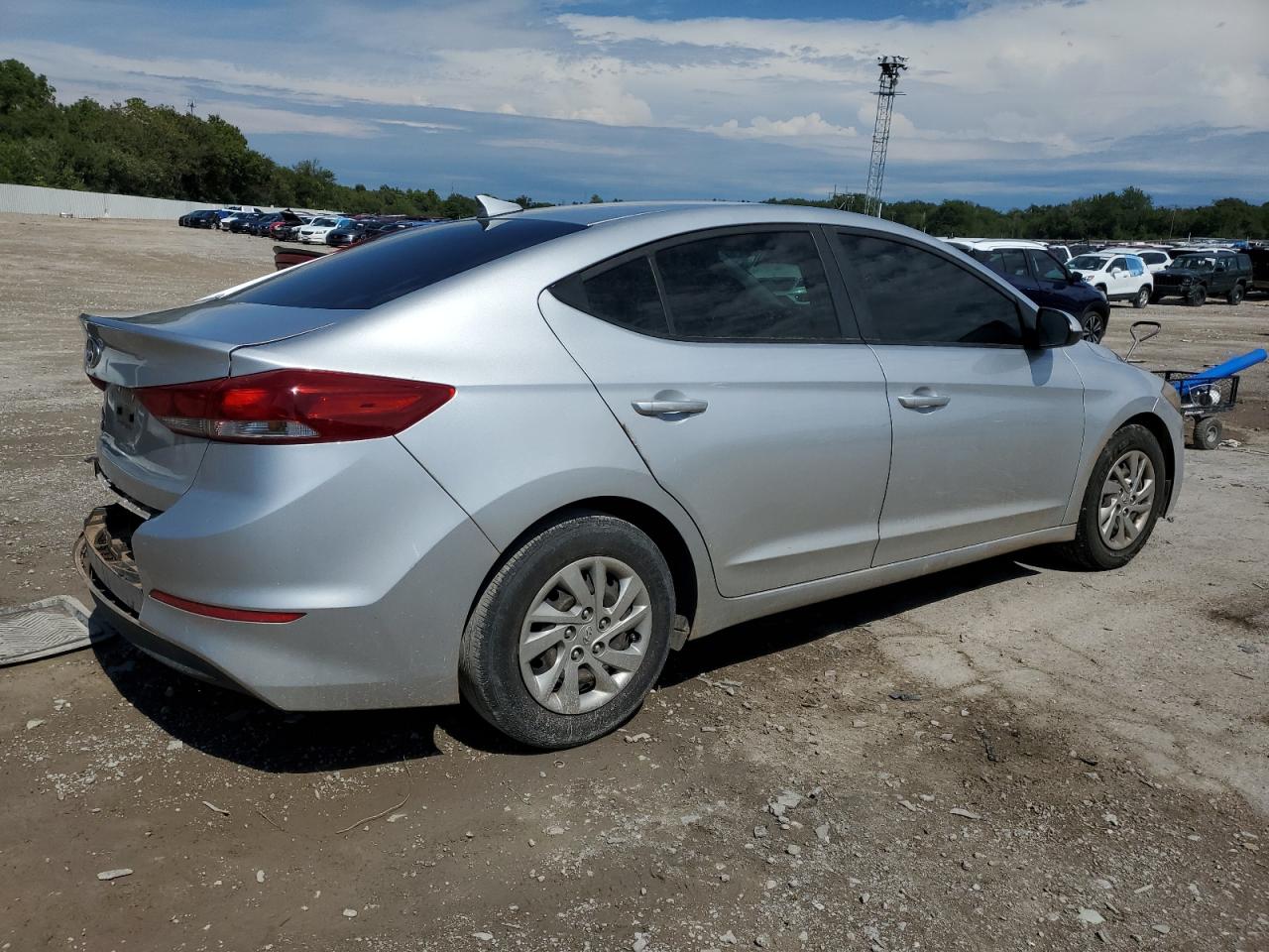 Изображение 3 2017 HYUNDAI ELANTRA SE 2017 с VIN KMHD74LF3HU424809
