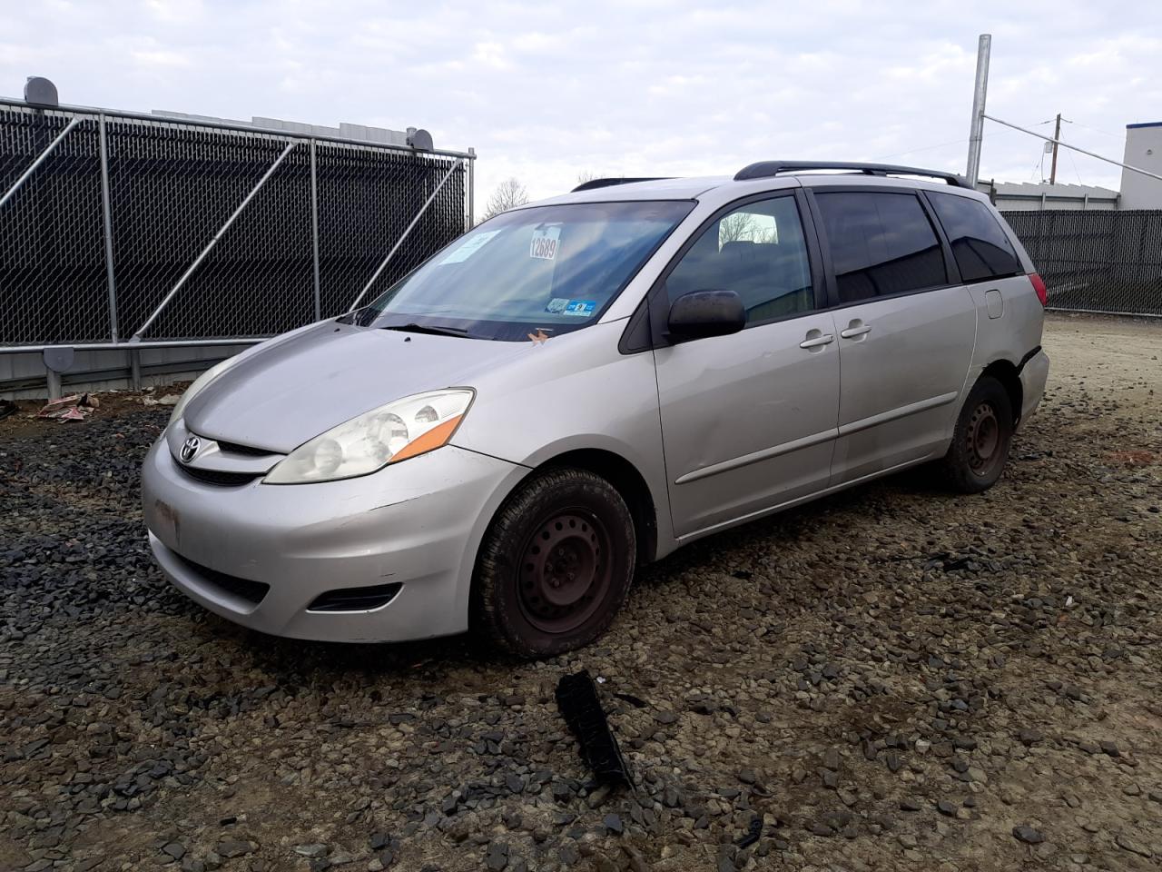 Obraz 1 z 2006 TOYOTA SIENNA CE 2006 z VIN 5TDZA23C96S425714