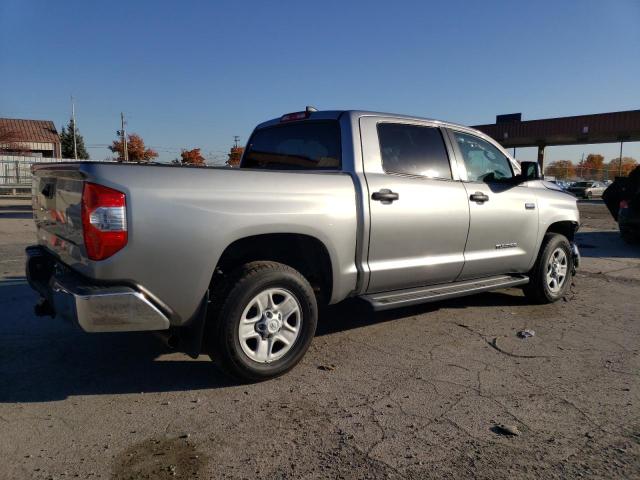 Obraz 3 z 2020 TOYOTA TUNDRA CREWMAX SR5 2020 z VIN 5TFDY5F18LX917724