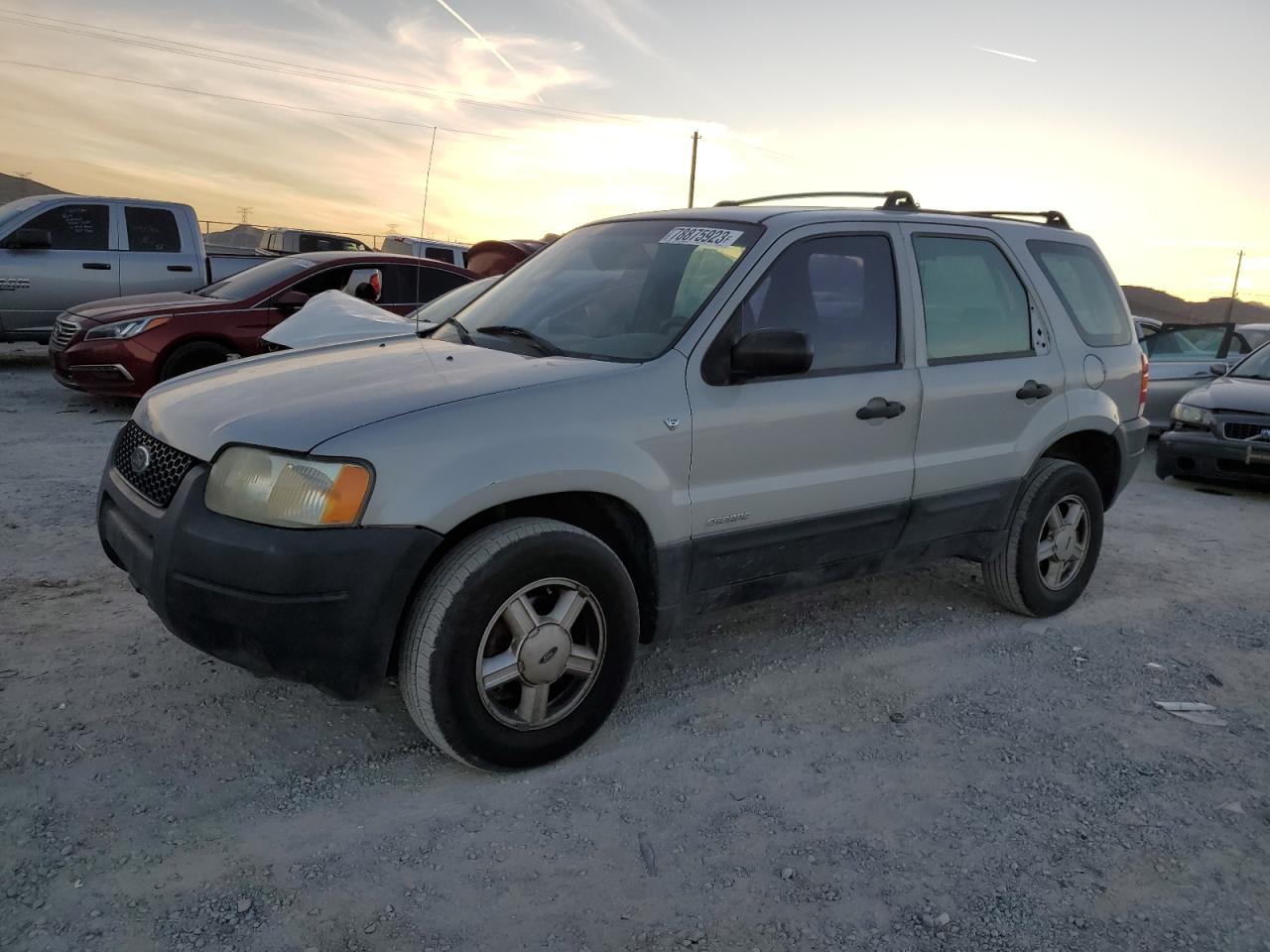Image 1 of 2002 FORD ESCAPE XLS 2002 with VIN 1FMYU02162KB03777