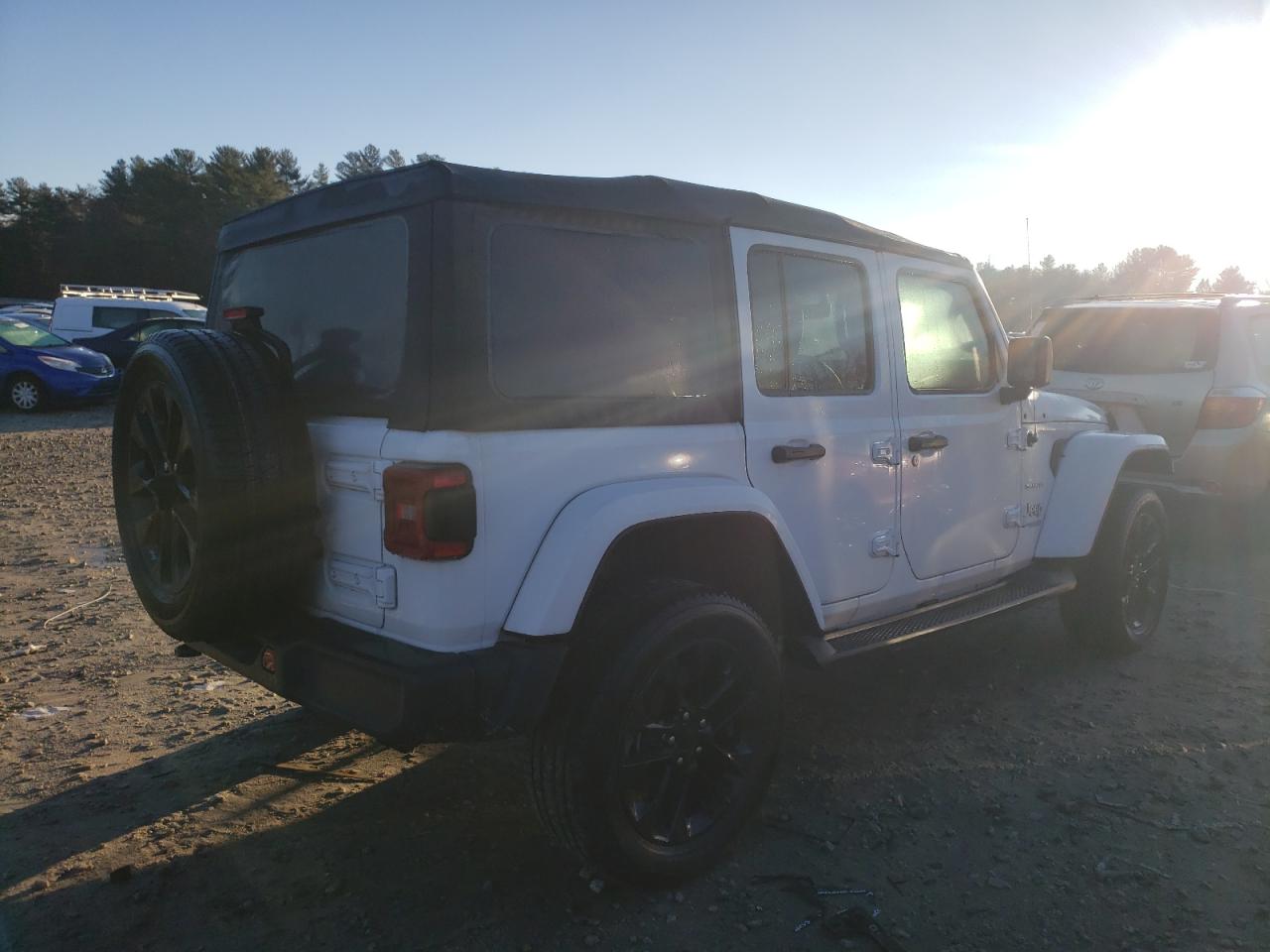 Obraz 3 z 2021 JEEP WRANGLER UNLIMITED SAHARA 4XE 2021 z VIN 1C4JJXP66MW799452