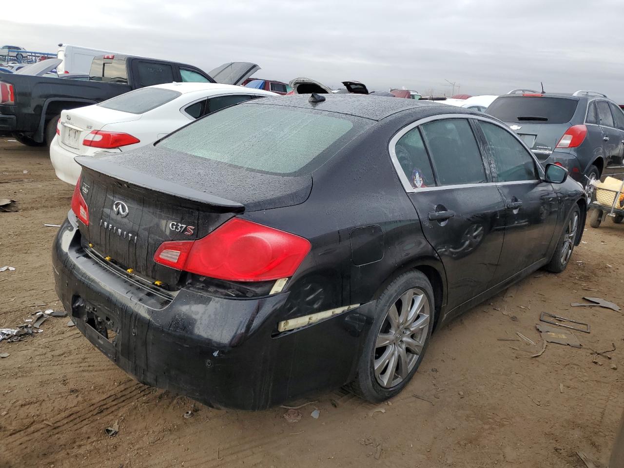 Image 3 of 2011 INFINITI G37 BASE 2011 with VIN JN1CV6AP9BM500377