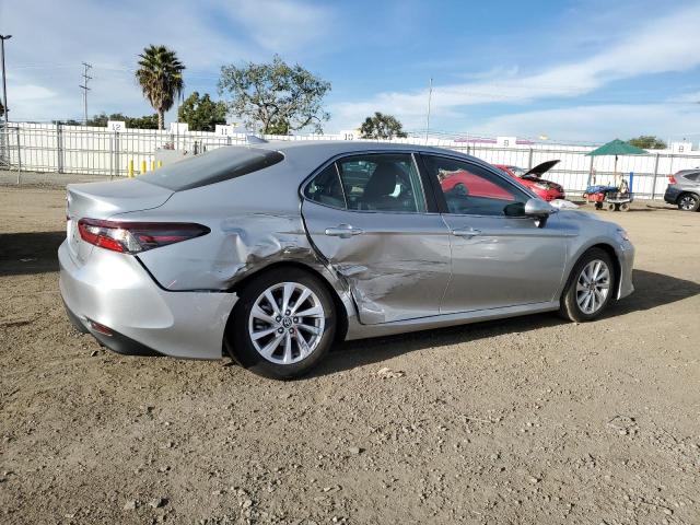 Obraz 3 z 2023 TOYOTA CAMRY LE 2023 z VIN 4T1C11AK4PU164589