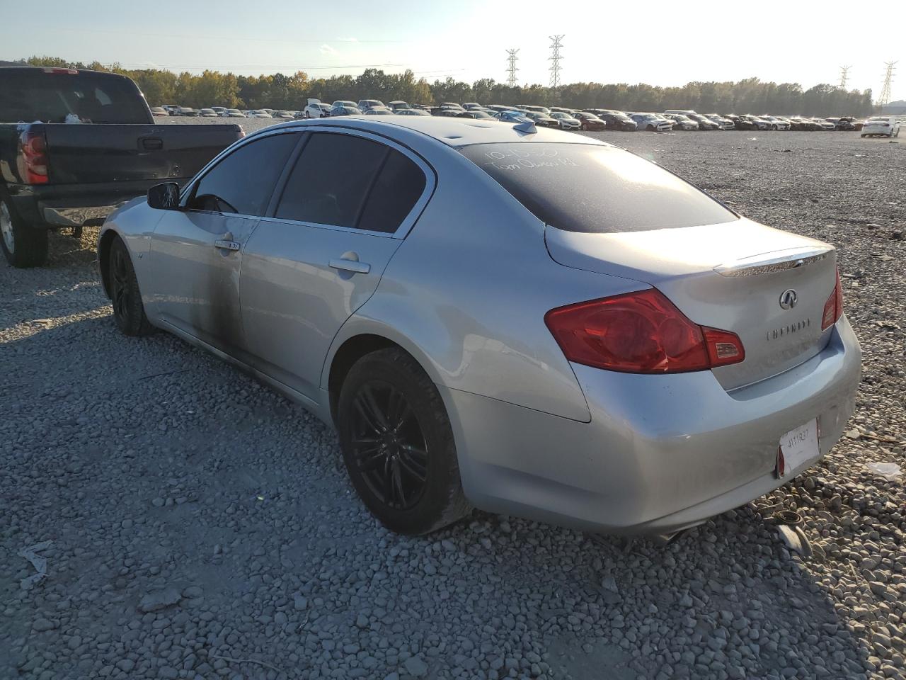 Image 3 of 2015 INFINITI Q40  2015 with VIN JN1CV6AP6FM503503