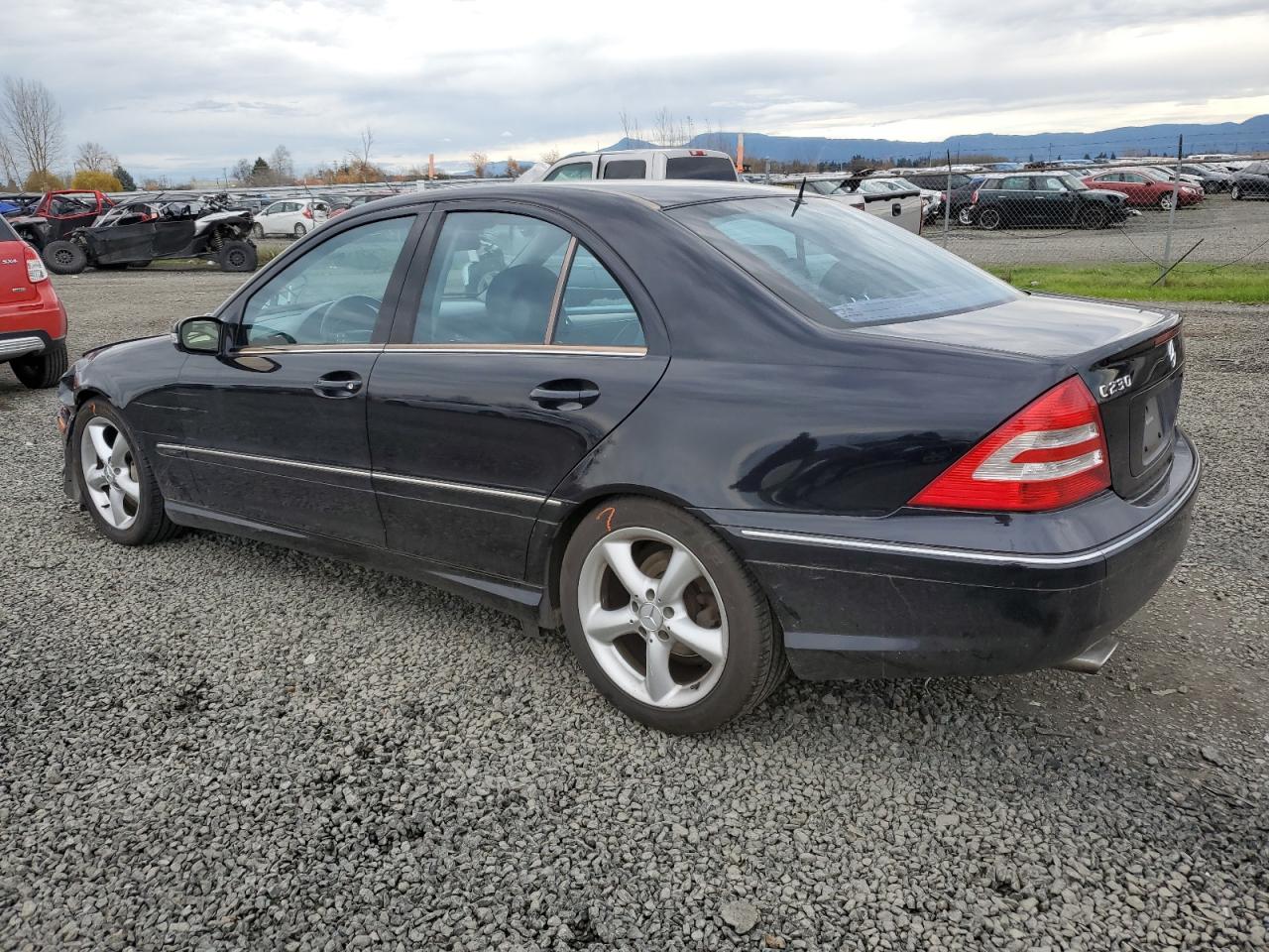 Obraz 2 z 2006 MERCEDES-BENZ C 230 2006 z VIN WDBRF52H16A859752