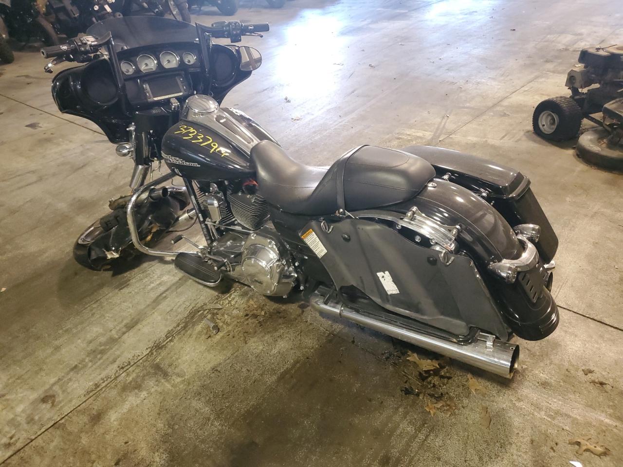 Obraz 3 z 2014 HARLEY-DAVIDSON FLHXS STREET GLIDE SPECIAL 2014 z VIN 1HD1KRM11EB659236