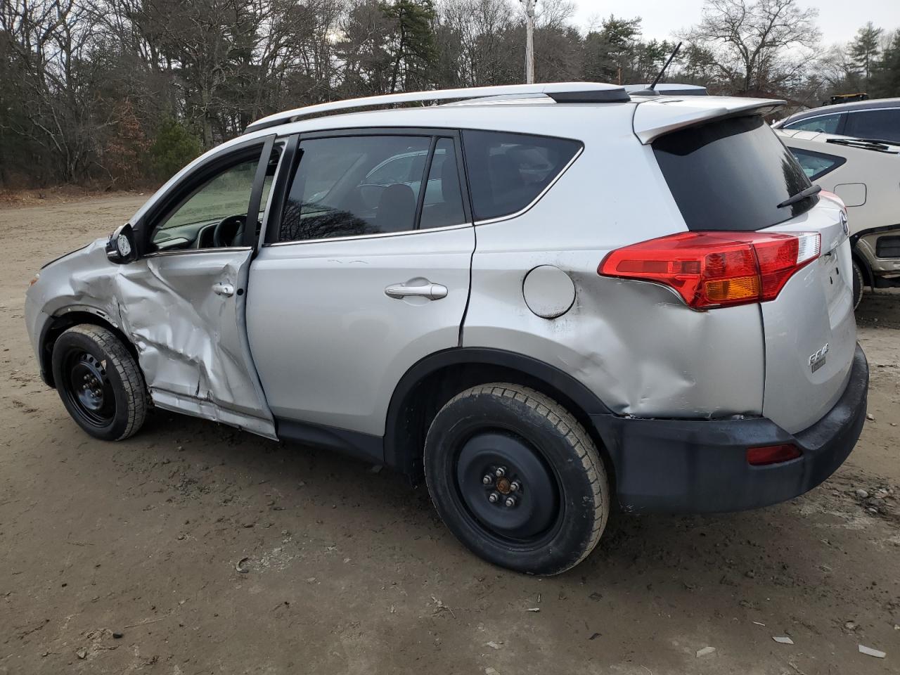 Image 2 of 2014 TOYOTA RAV4 XLE 2014 with VIN 2T3RFREV0EW161272