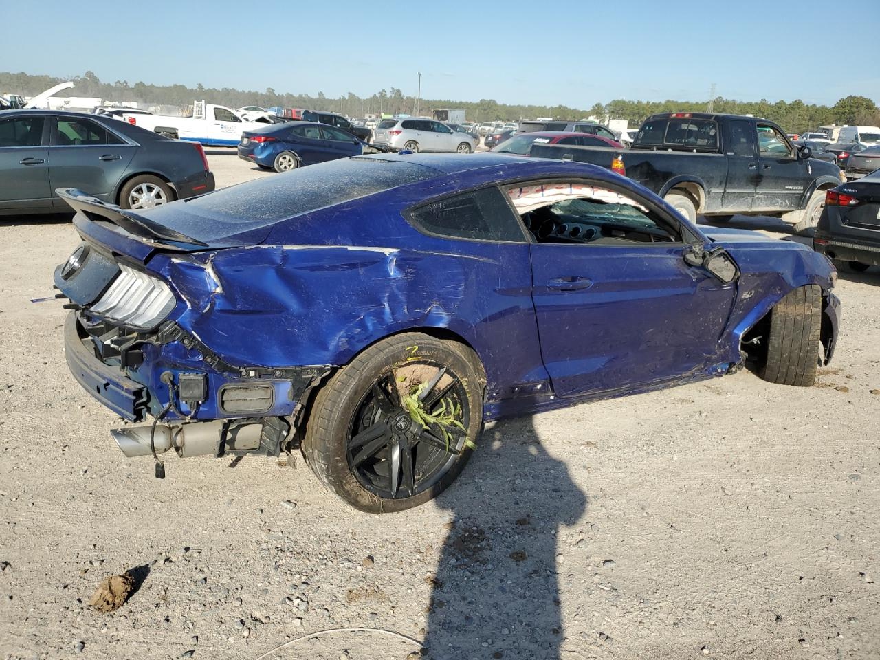 Image 3 of 2015 FORD MUSTANG GT 2015 with VIN 1FA6P8CF1F5324628