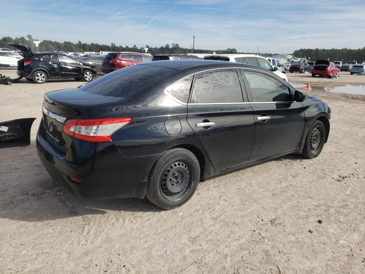 Изображение 3 2015 NISSAN SENTRA S 2015 с VIN 3N1AB7AP2FY228070