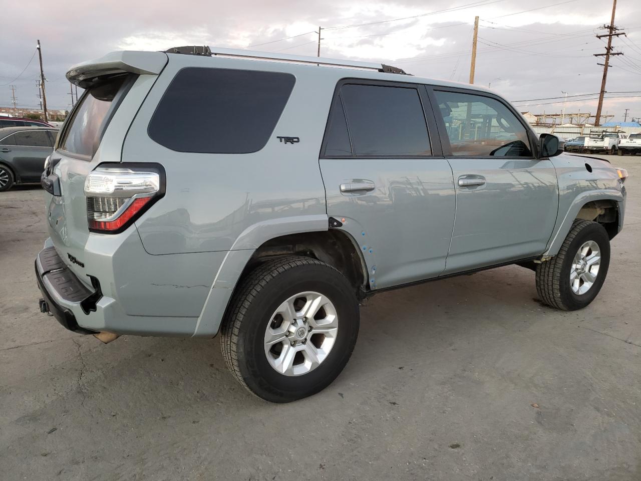 Obraz 3 z Toyota 4Runner Sr5/Sr5 Premium 2017 z VIN JTEBU5JR5H5425389