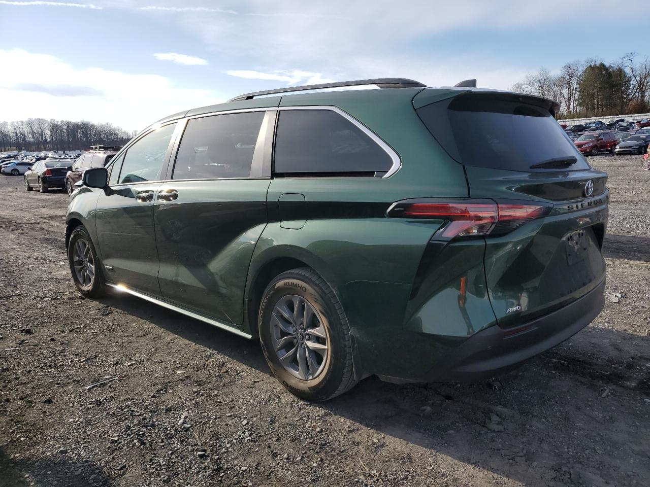 Obraz 2 z 2021 TOYOTA SIENNA LE 2021 z VIN 5TDKSKFC9MS031587