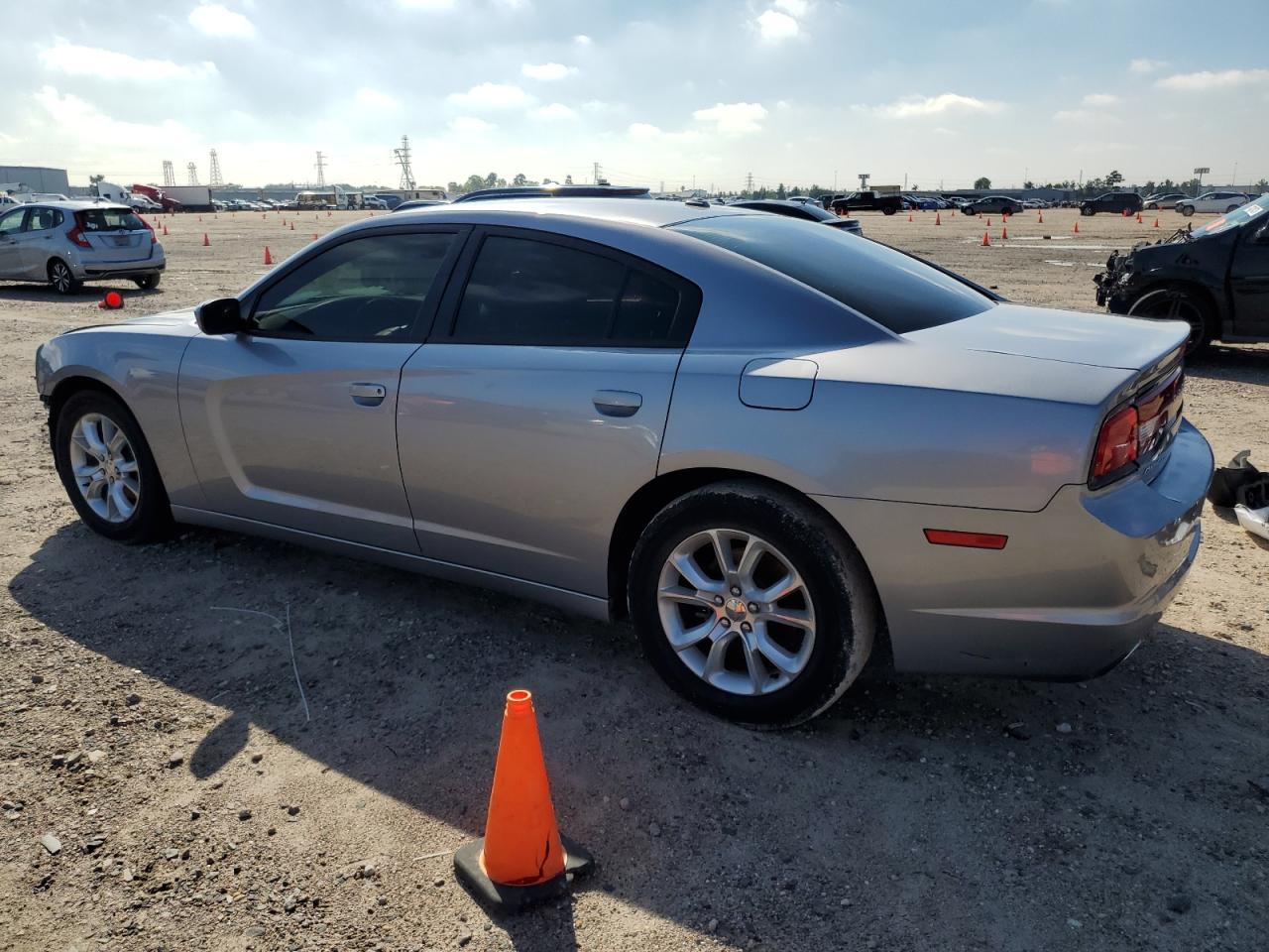 Изображение 2 2014 DODGE CHARGER SE 2014 с VIN 2C3CDXBG7EH369756