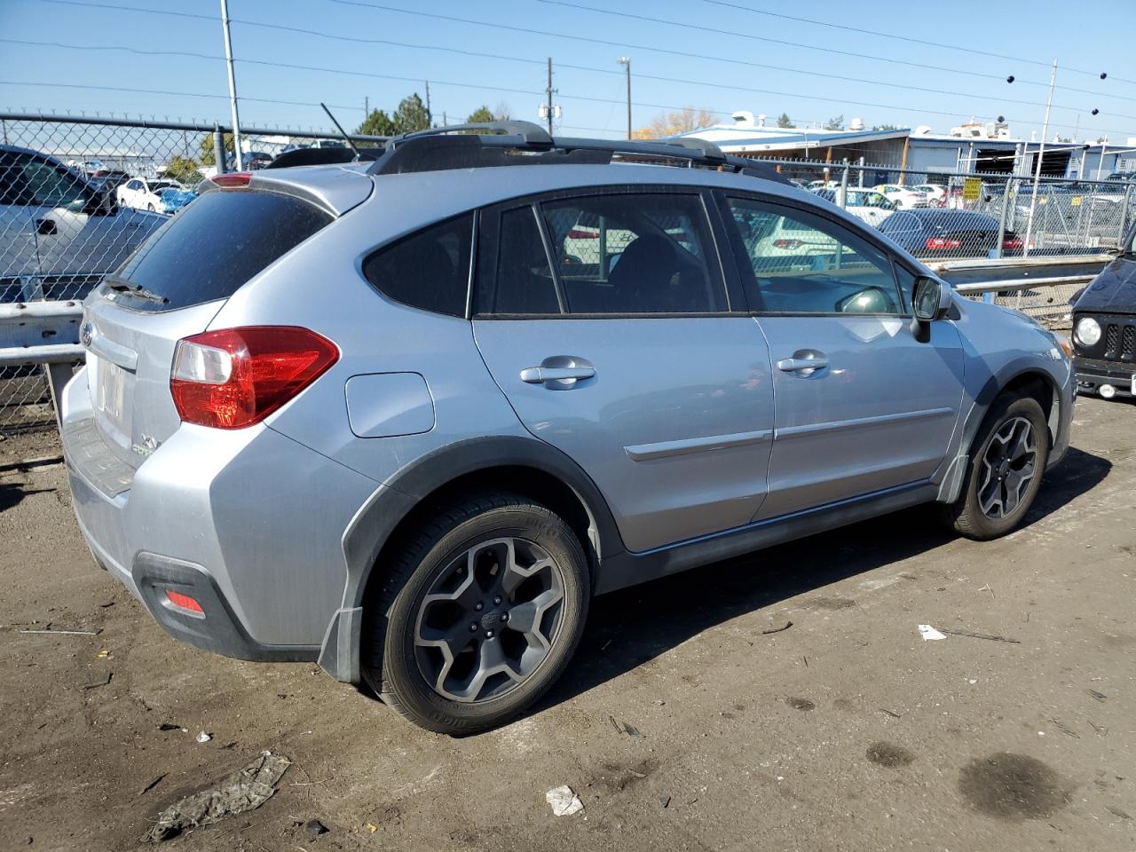 Image 3 of 2014 SUBARU XV CROSSTREK 2.0 PREMIUM 2014 with VIN JF2GPACC2E8339200