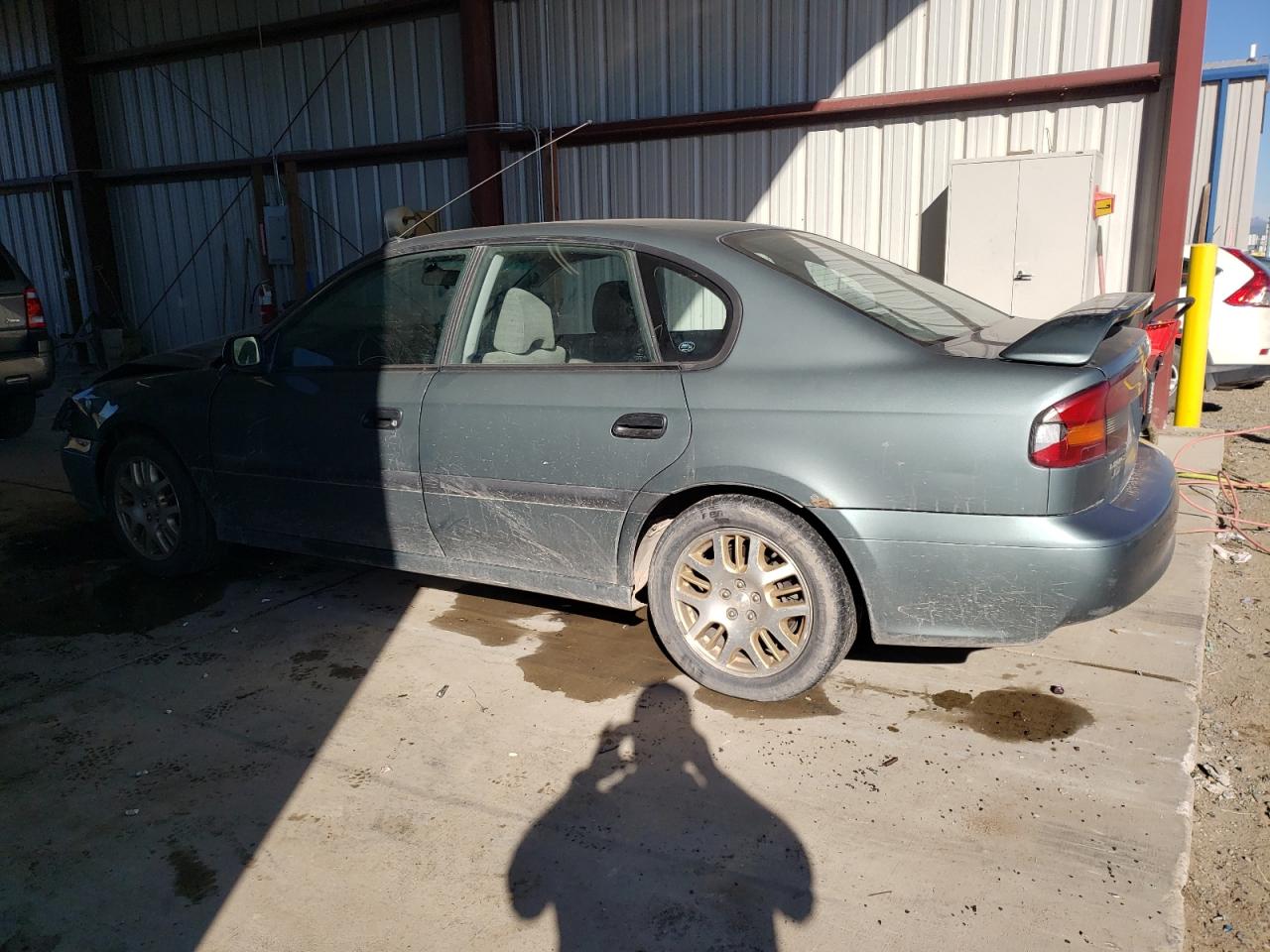 Image 2 of 2001 SUBARU LEGACY L 2001 with VIN 4S3BE635517206282
