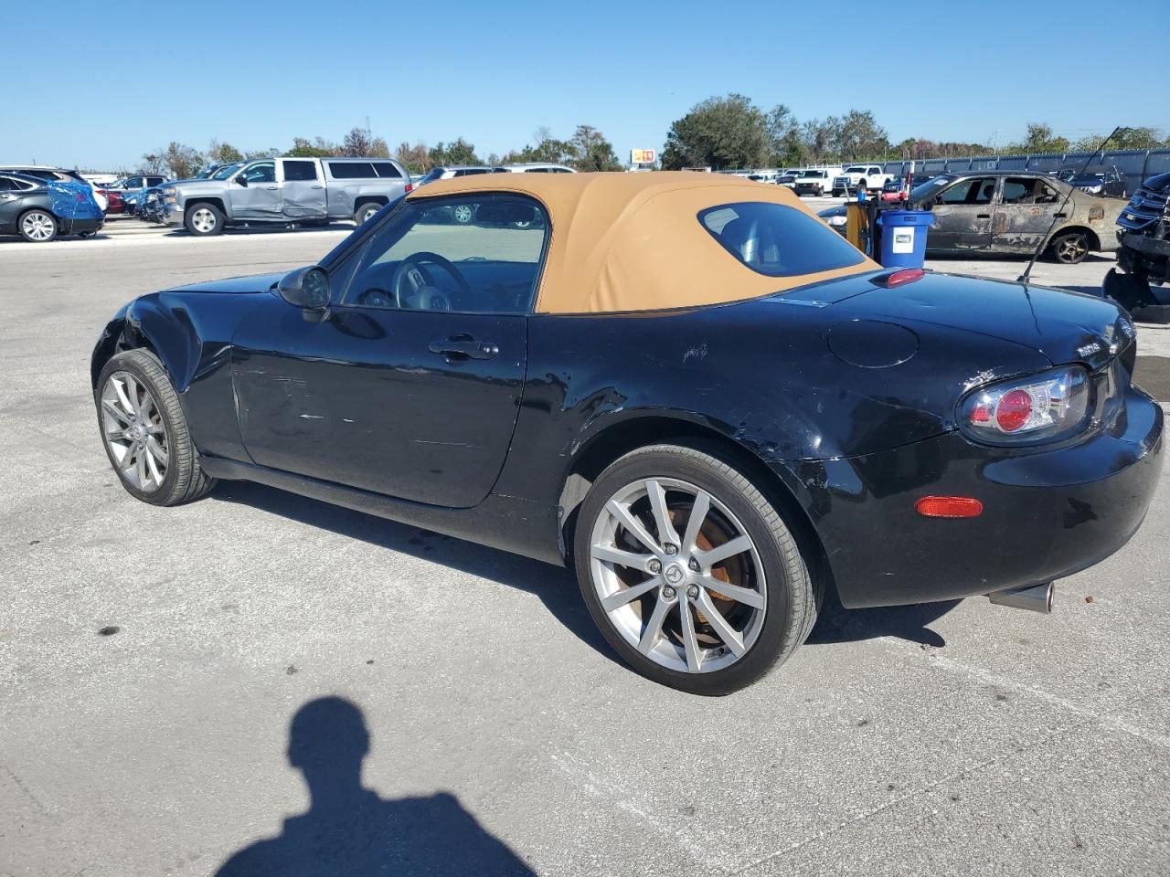 Изображение 2 2006 MAZDA MX-5 MIATA  2006 с VIN JM1NC25F460108538