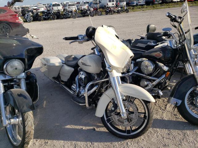Image 1 of 2014 HARLEY-DAVIDSON FLHXS STREET GLIDE SPECIAL 2014 with VIN 1HD1KRM12EB637410
