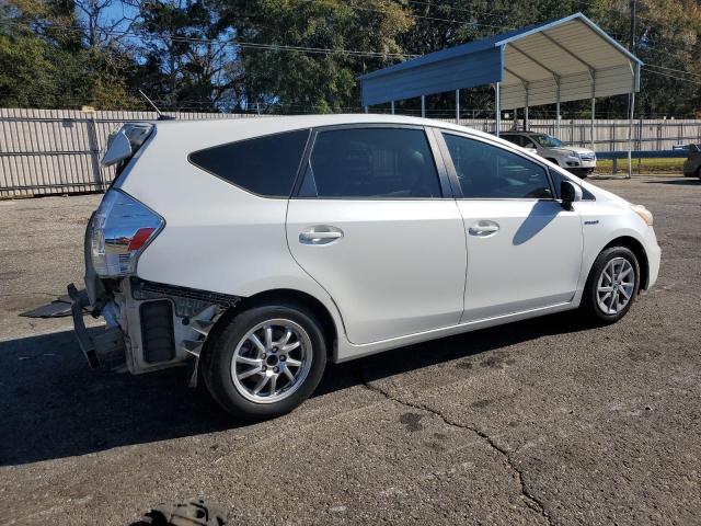 Image 3 of 2013 TOYOTA PRIUS V  2013 with VIN JTDZN3EU4D3281553