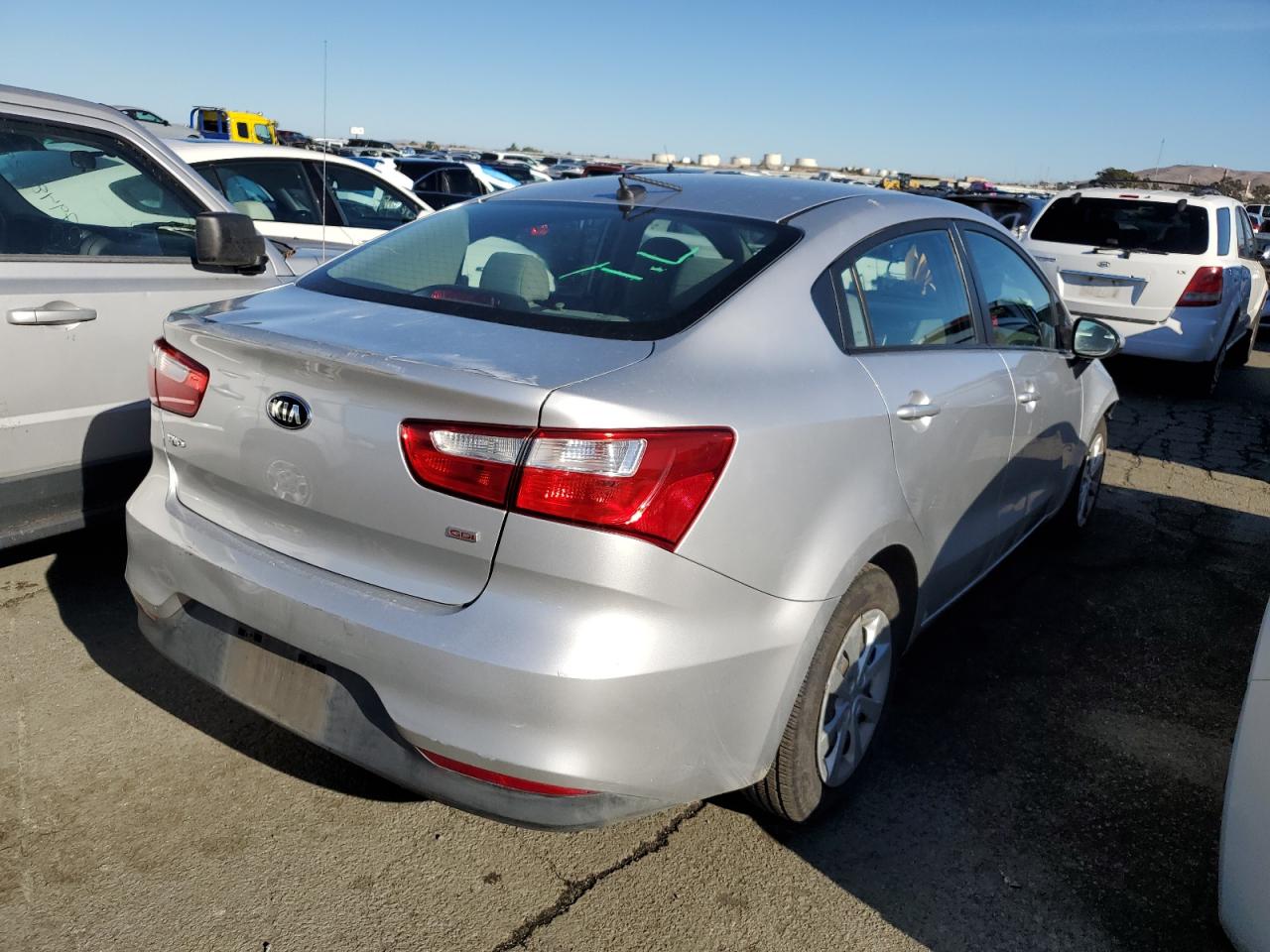 Obraz 3 z 2016 KIA RIO LX 2016 z VIN KNADM4A3XG6562241