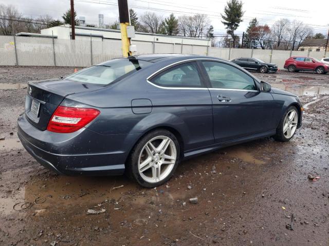 Image 3 of 2013 MERCEDES-BENZ C 250 2013 with VIN WDDGJ4HB3DG061029