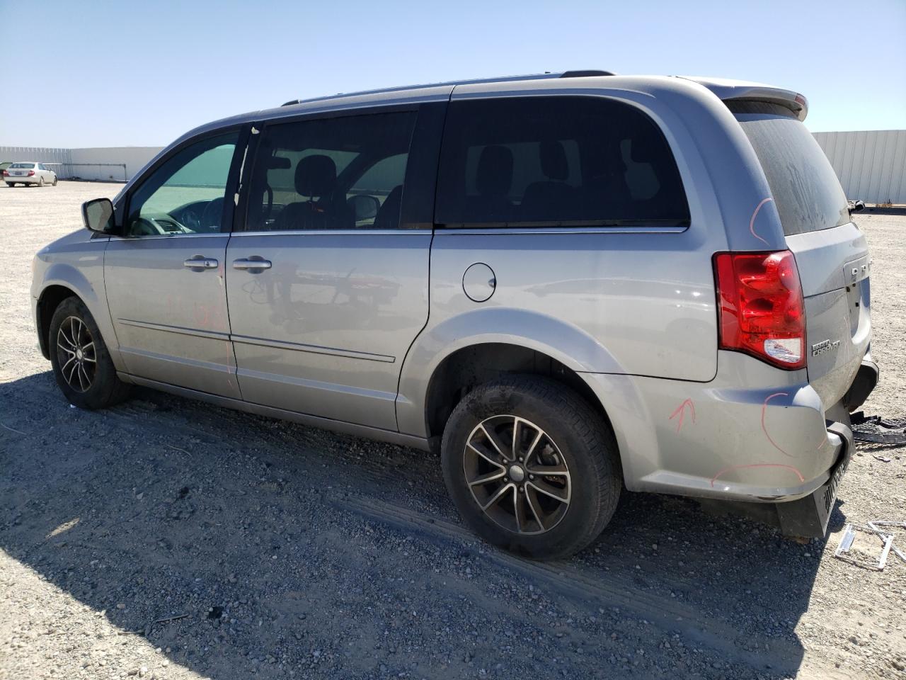 Image 2 of 2017 DODGE GRAND CARAVAN SXT 2017 with VIN 2C4RDGCGXHR604377