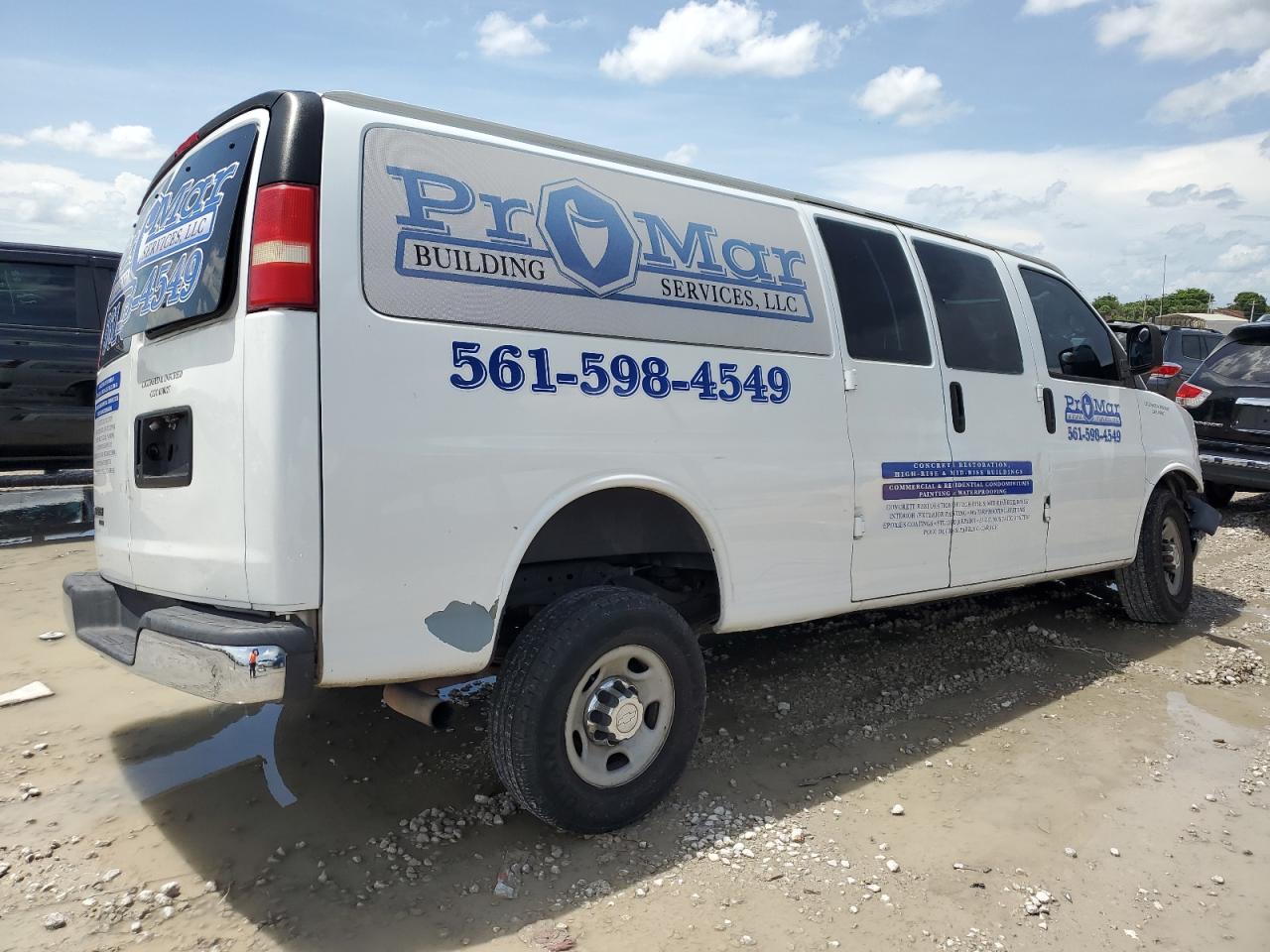 Image 3 of 2007 CHEVROLET EXPRESS G3500  2007 with VIN 1GAHG39U971102870