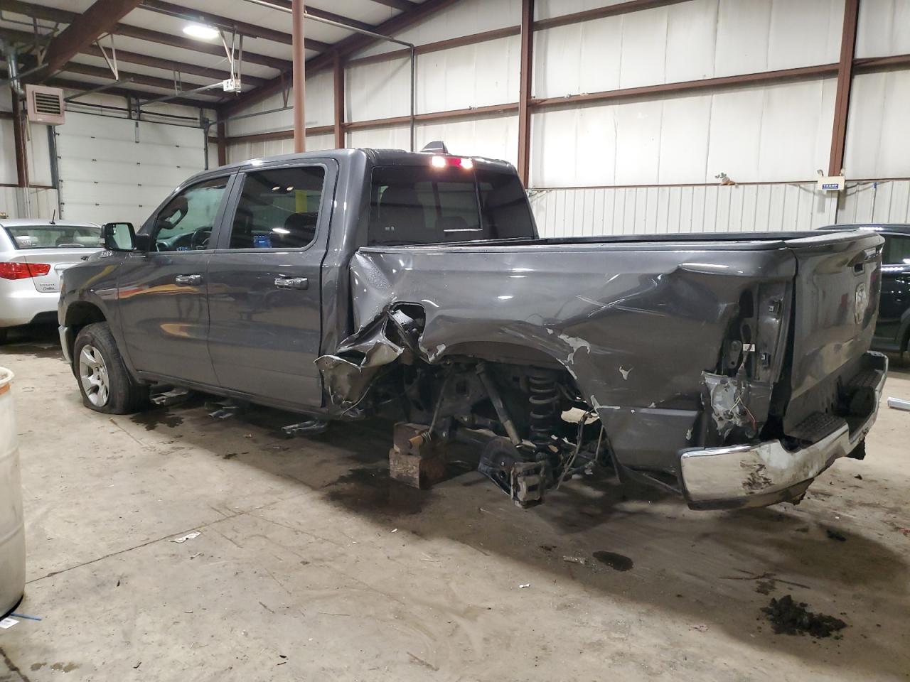 Obraz 2 z 2019 RAM 1500 BIG HORN/LONE STAR 2019 z VIN 1C6SRFMT4KN908972