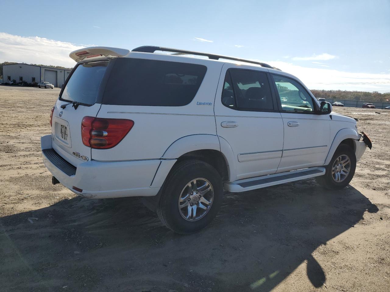 Image 3 of 2004 TOYOTA SEQUOIA LIMITED 2004 with VIN 5TDBT48A34S213564