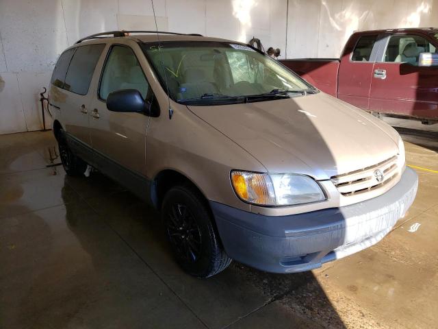 Image 1 of 2002 TOYOTA SIENNA LE 2002 with VIN 4T3ZF13C32U466599