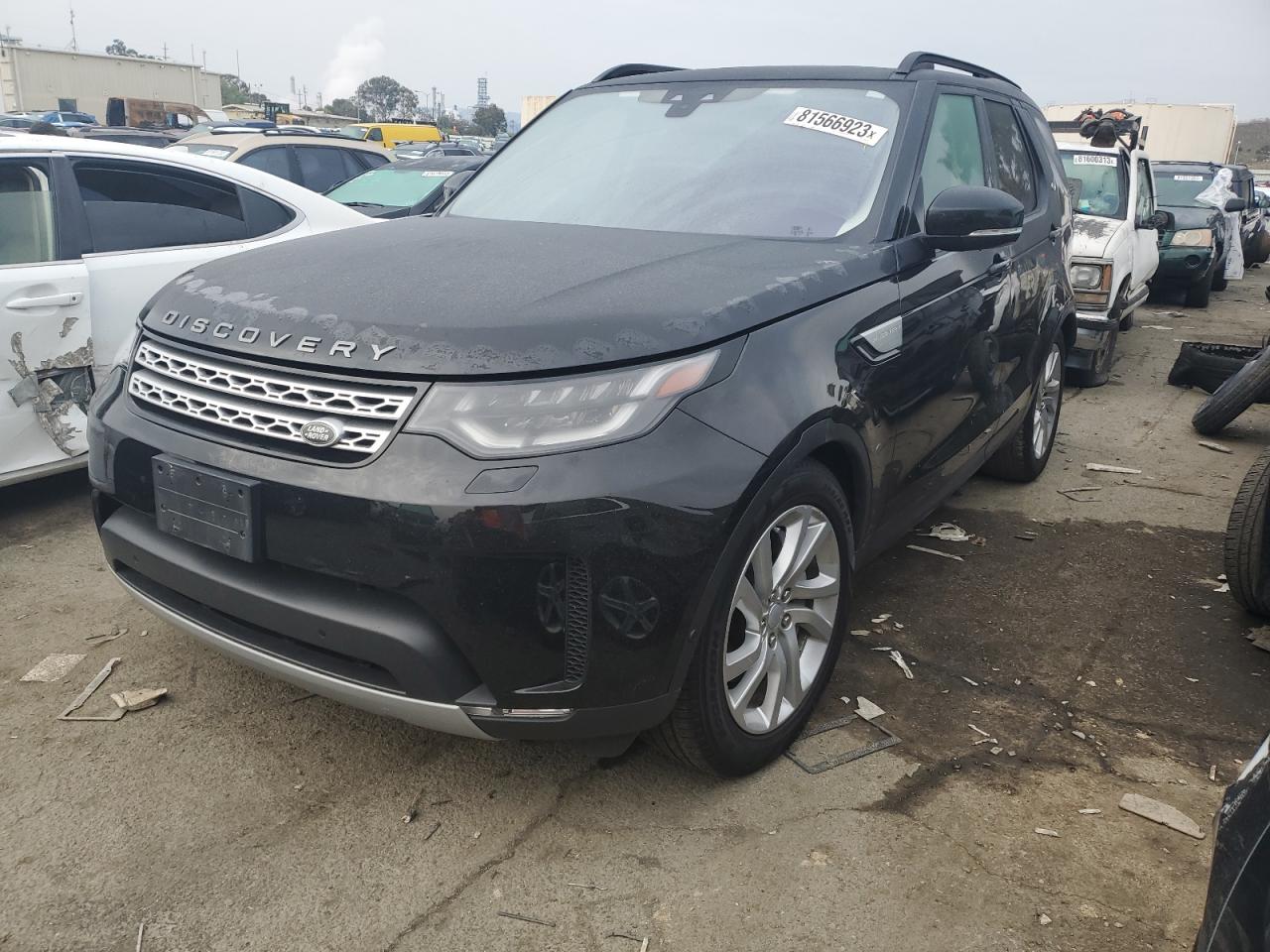 Image 1 of 2019 LAND ROVER DISCOVERY HSE 2019 with VIN SALRR2RV3KA095439