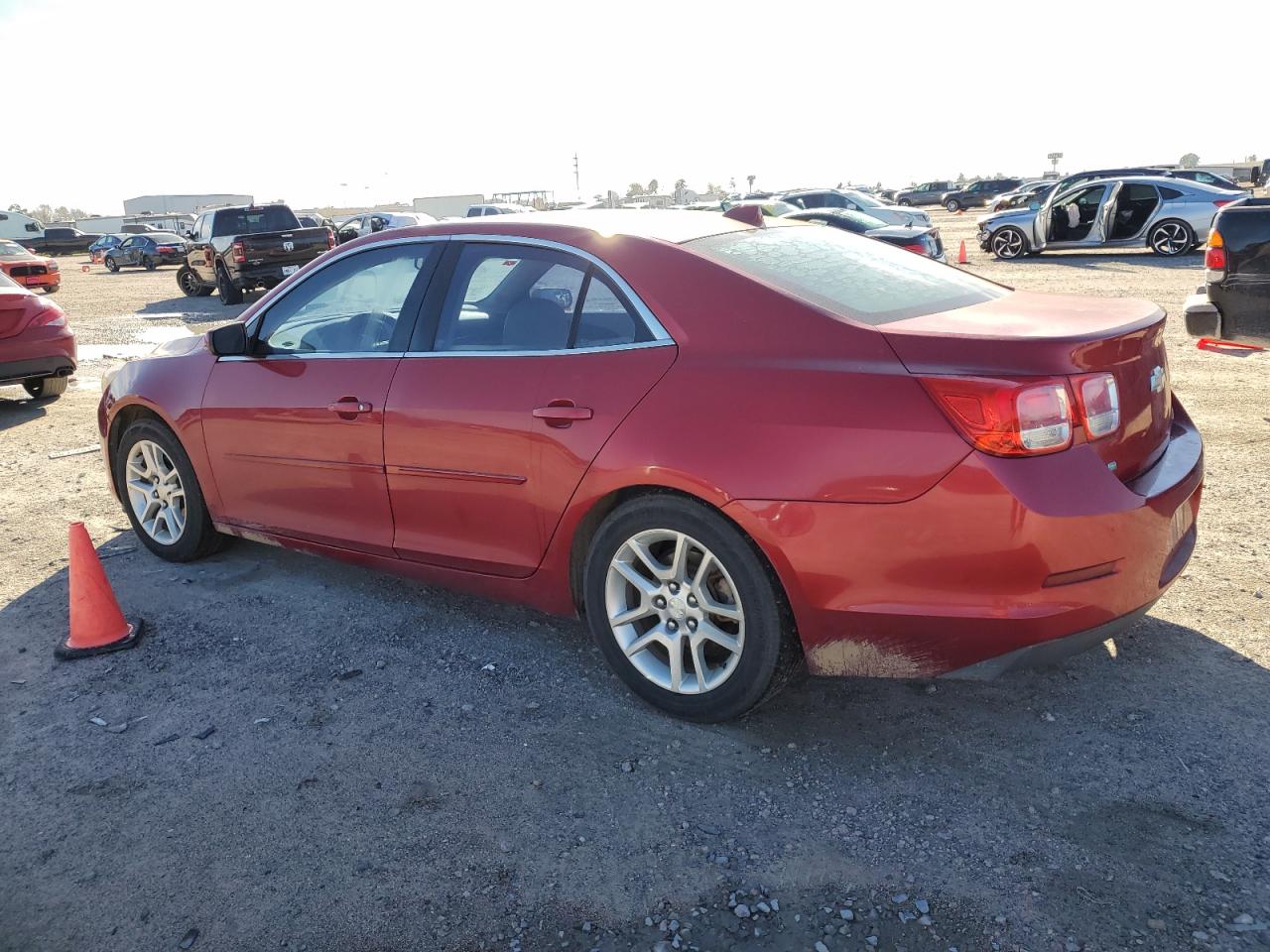 Изображение 2 2014 CHEVROLET MALIBU 1LT 2014 с VIN 1G11C5SL7EF258089