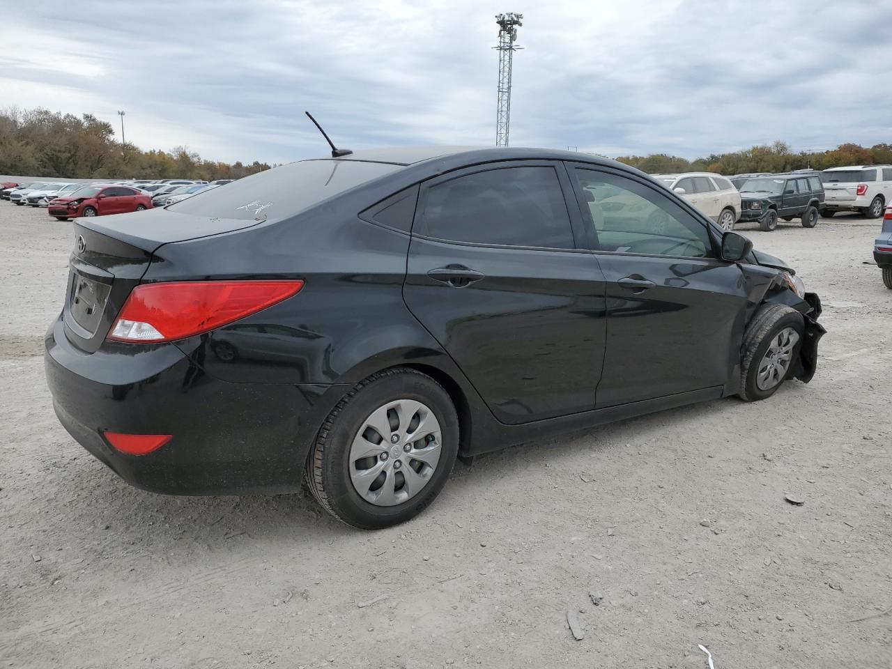 Obraz 3 z 2017 HYUNDAI ACCENT SE 2017 z VIN KMHCT4AE7HU172497