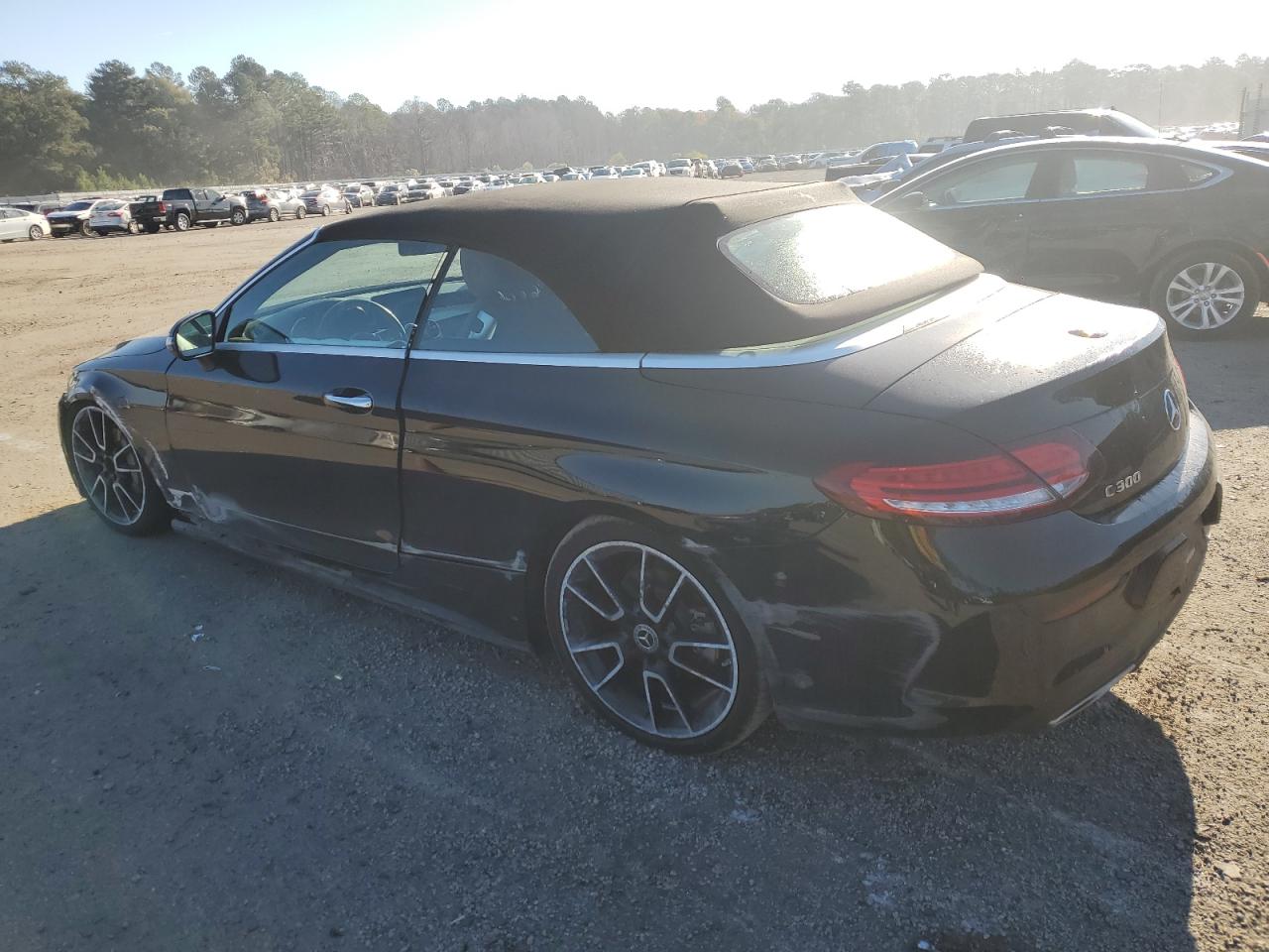 Изображение 2 2020 MERCEDES-BENZ C 300 2020 с VIN WDDWK8DB4LF973856