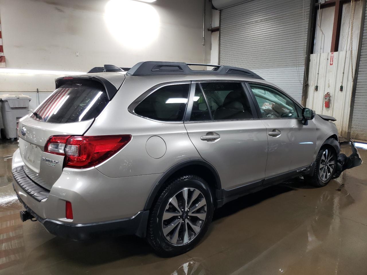 Obraz 3 z 2017 SUBARU OUTBACK 2.5I LIMITED 2017 z VIN 4S4BSANCXH3211918