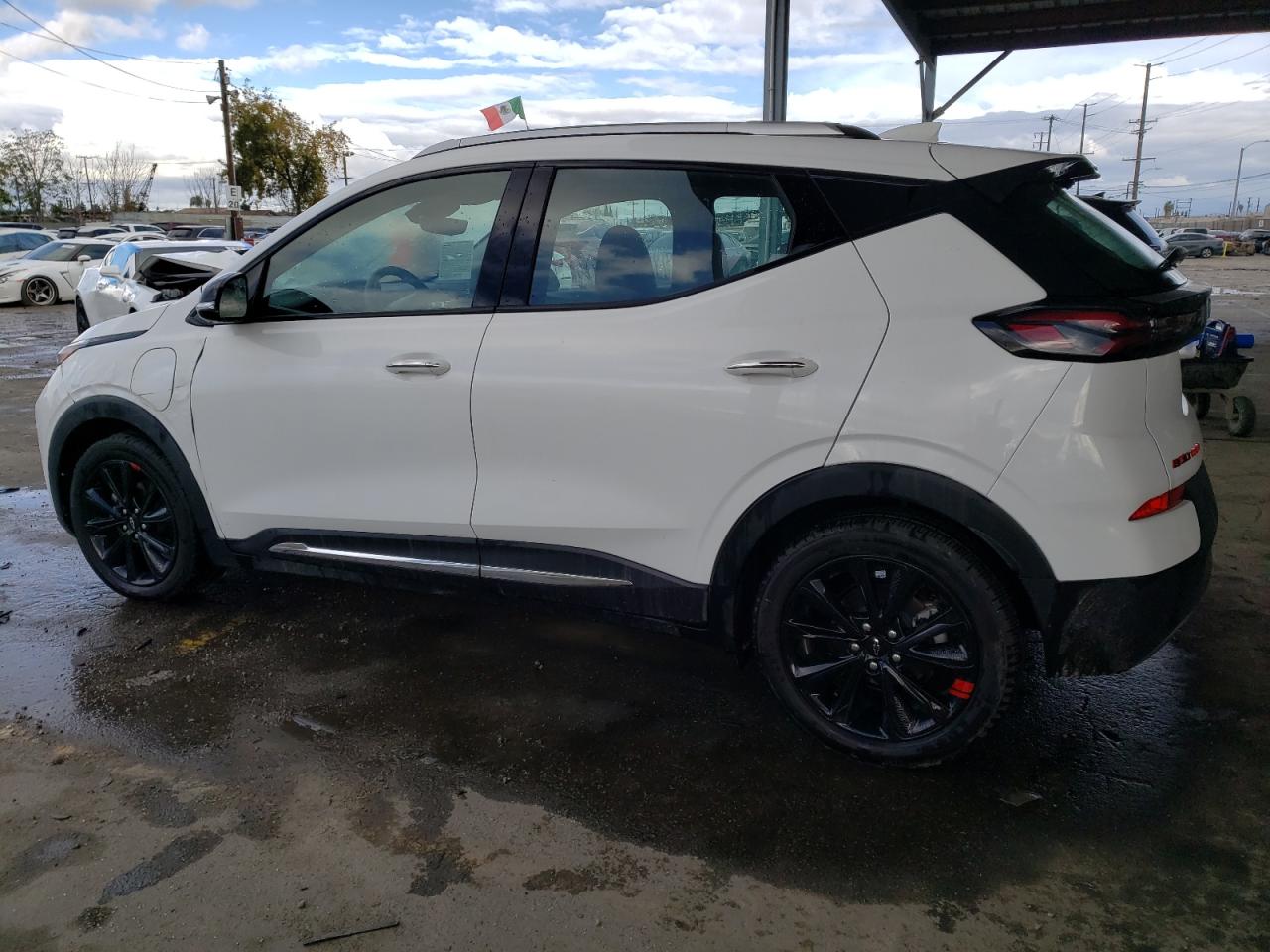 Image 2 of Chevrolet Bolt Euv Premier 2023 with VIN 1G1FZ6S07P4141840