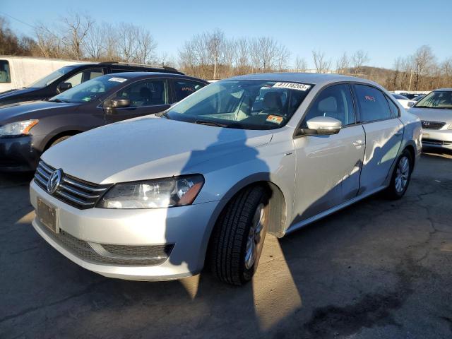 Изображение 1 2015 VOLKSWAGEN PASSAT S 2015 с VIN 1VWAT7A33FC028683