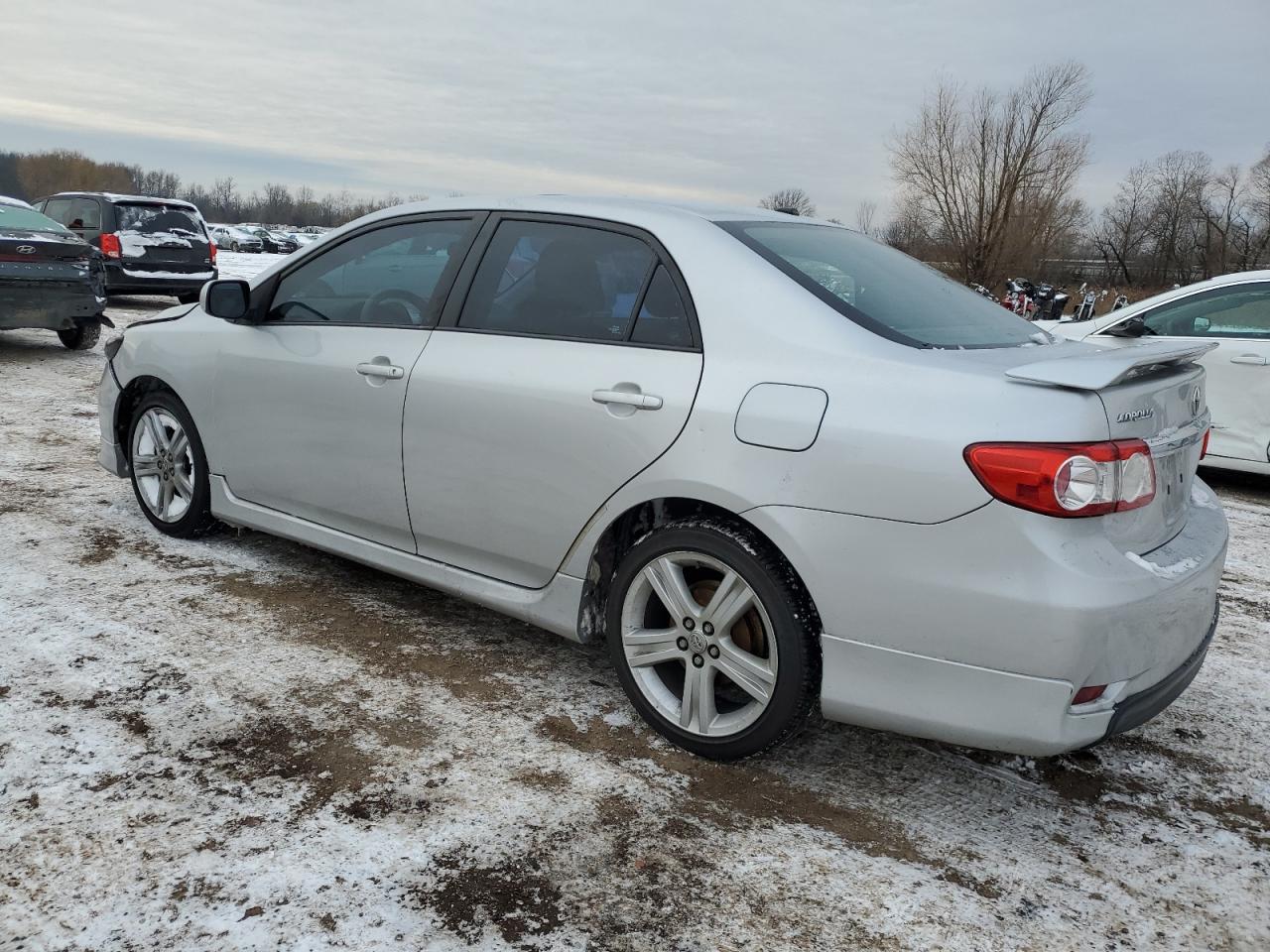 Image 2 of 2013 TOYOTA COROLLA BASE 2013 with VIN 5YFBU4EE8DP207661