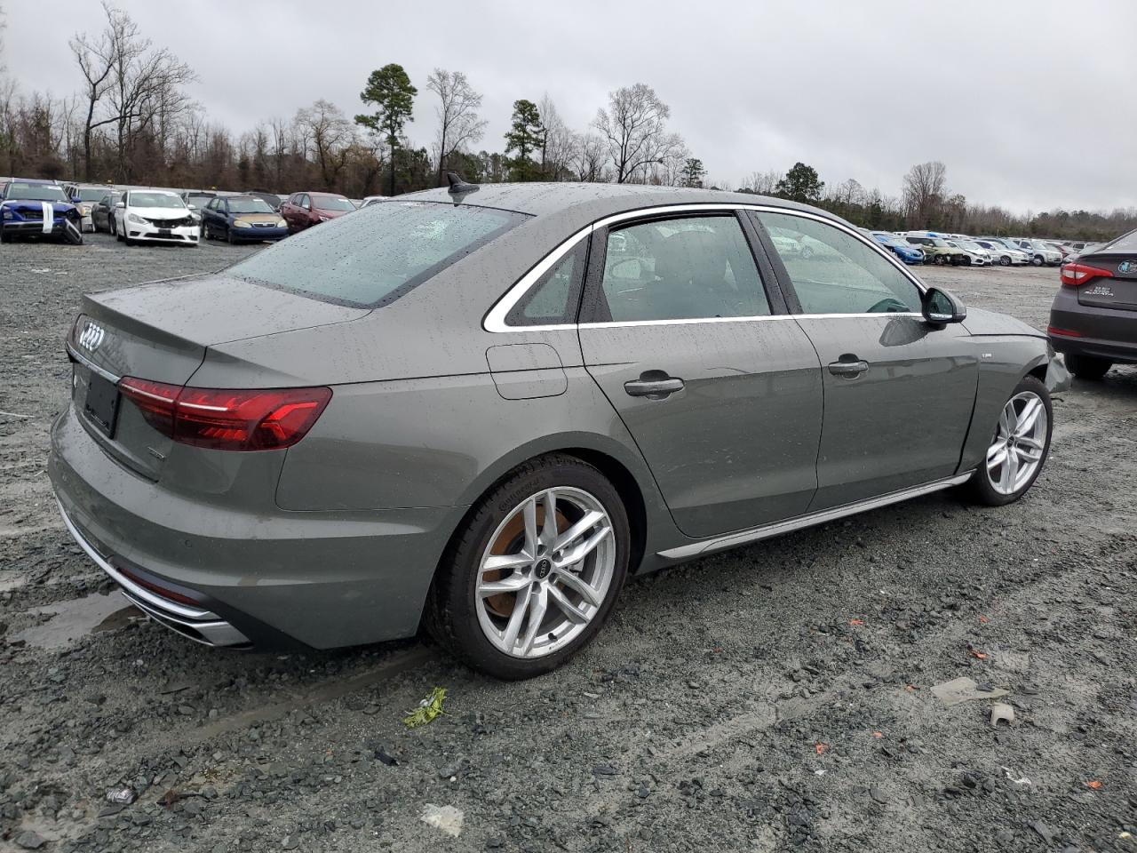 Obraz 3 z 2023 AUDI A4 PREMIUM PLUS 45 2023 z VIN WAUEAAF46PN014322