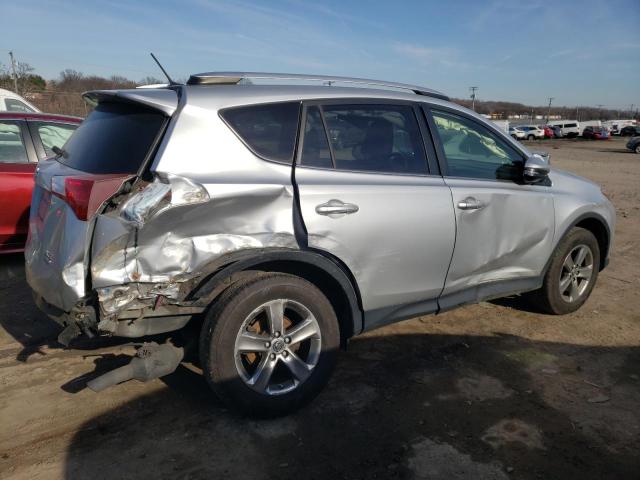 Image 3 of 2015 TOYOTA RAV4 XLE 2015 with VIN JTMRFREVXFD125328